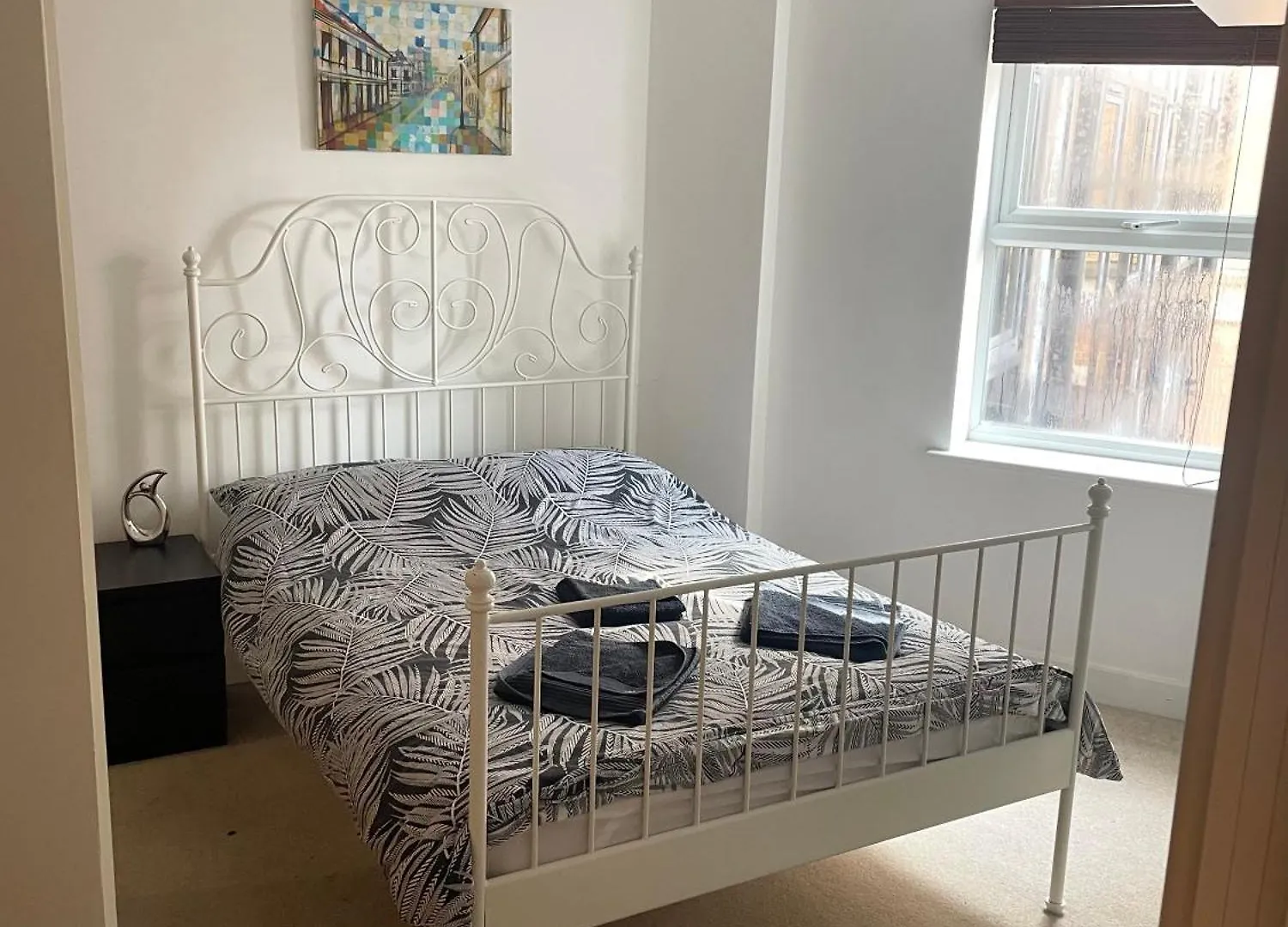 Entire Town Centre 2 Bedroom Apartment Very Close To Beach Bournemouth